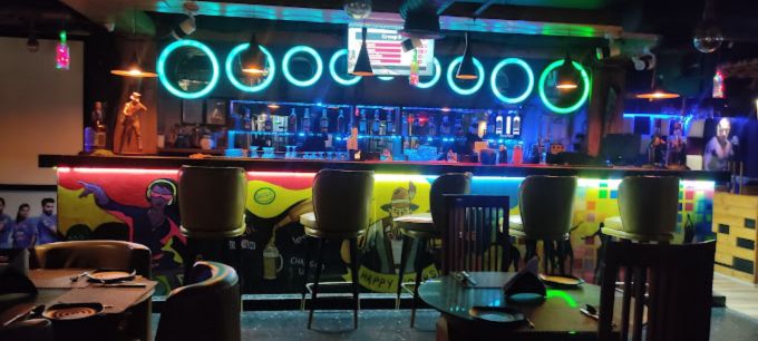 Xtreme Sports Bar & Grill